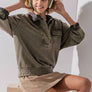 MINERAL WASHED SNAP BUTTON MOCK NECK SWEATSHIRT: LAVENDER
