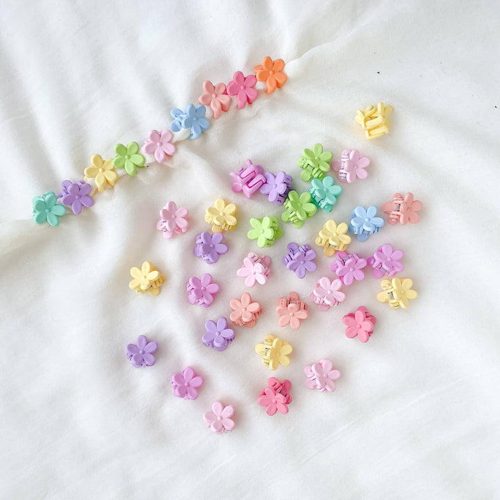 Fleur Ultra Mini Box of 40 | Tiny Matte Flower Claw Clip Set: Assorted