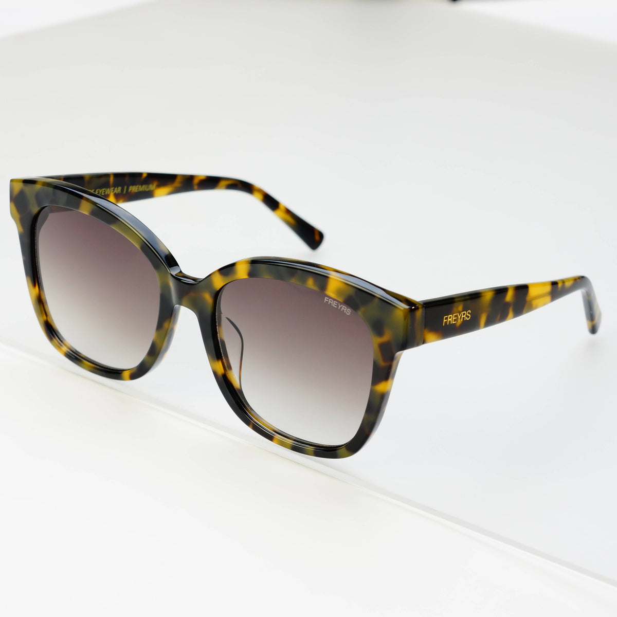 Elegant Amber Cat-Eye Sunglasses Monokel - June - Ethical Cat Eye Sunglasses - Amber  main image 2