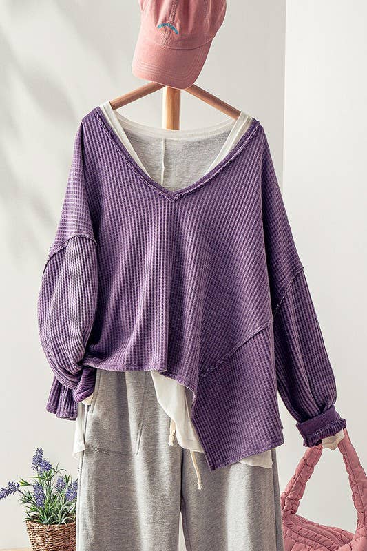 WAFFLE KNIT HIGH LOW TOP: TAUPE