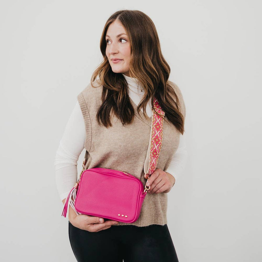 Willow Camera Crossbody Bag: Pink