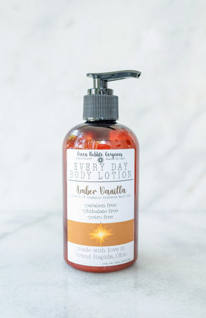 Amber Vanilla Fall Everyday Body Lotion