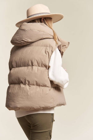 PUFFY HOODIE VEST