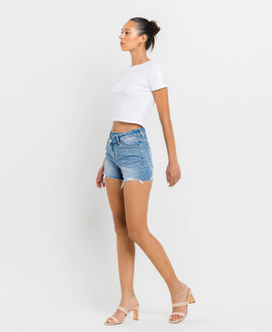 HIGH RISE DISTRESSED CRISS CROSS SHORTS BLUE DENIM / M