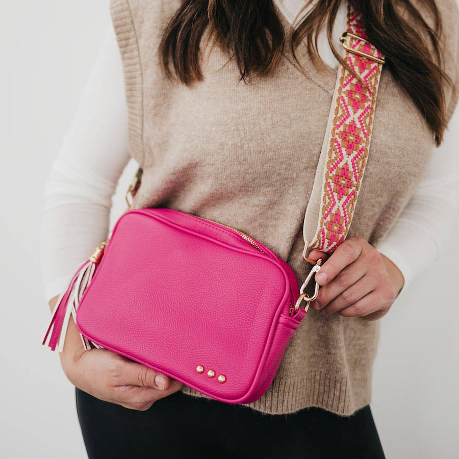 Willow Camera Crossbody Bag: Pink