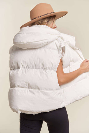 PUFFY HOODIE VEST