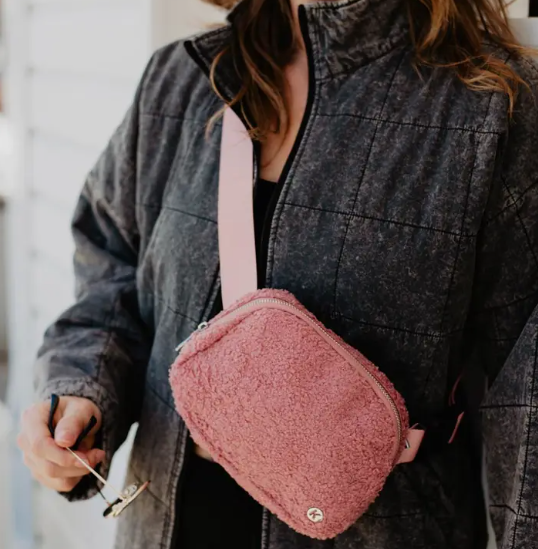 everyday lululemon fanny pack Everywhere Crossbody Belt Bag 1L Lululemon All Night Festival Bag
